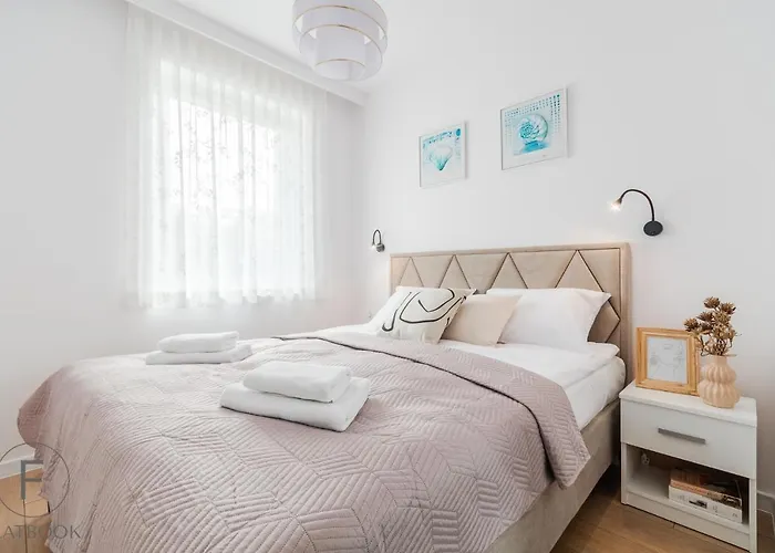 Flatbook Apartamenty - Jantar Bursztynowe Osiedle